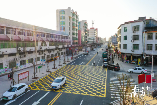 市區(qū)路網(wǎng)。曾亮超 攝