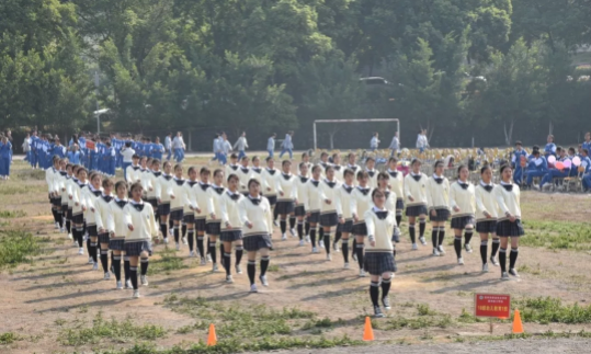 連州市職業(yè)技術(shù)學(xué)校、連州技工學(xué)校舉辦2019年廣播操比賽710.png