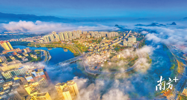 連州加快建設(shè)成為一座有希望、有支撐、有特色、有溫度的粵湘桂交界區(qū)域中心城市。丘貴星 攝