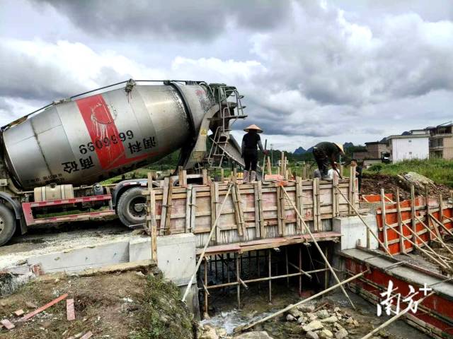 楊梅浪渠系清淤攻堅歷時四個月。楊鈞著 攝